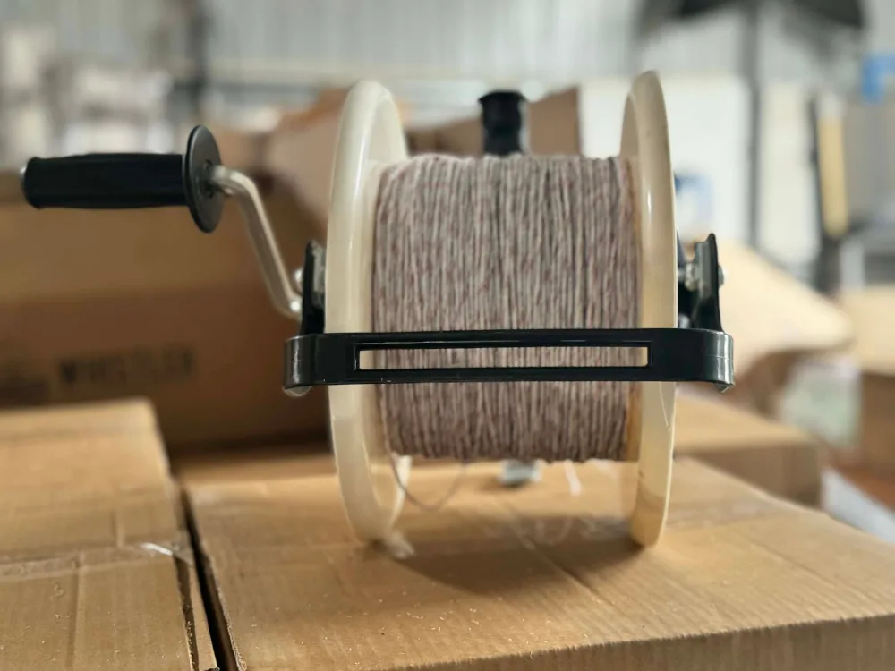 Premium 3:1 Geared Electric Fence Reel | 500m Red/White Poly Wire